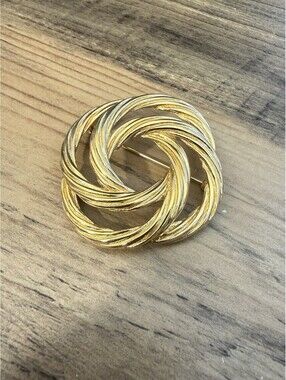 Vintage Monet Brooch Gold Tone Swirl Knot Textured Circular Signed 1.75 Inch